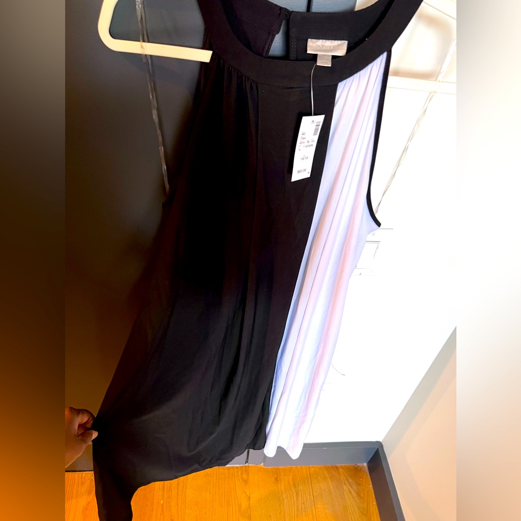 Avenue Women’s Size 14 To 16 Black And White Dress